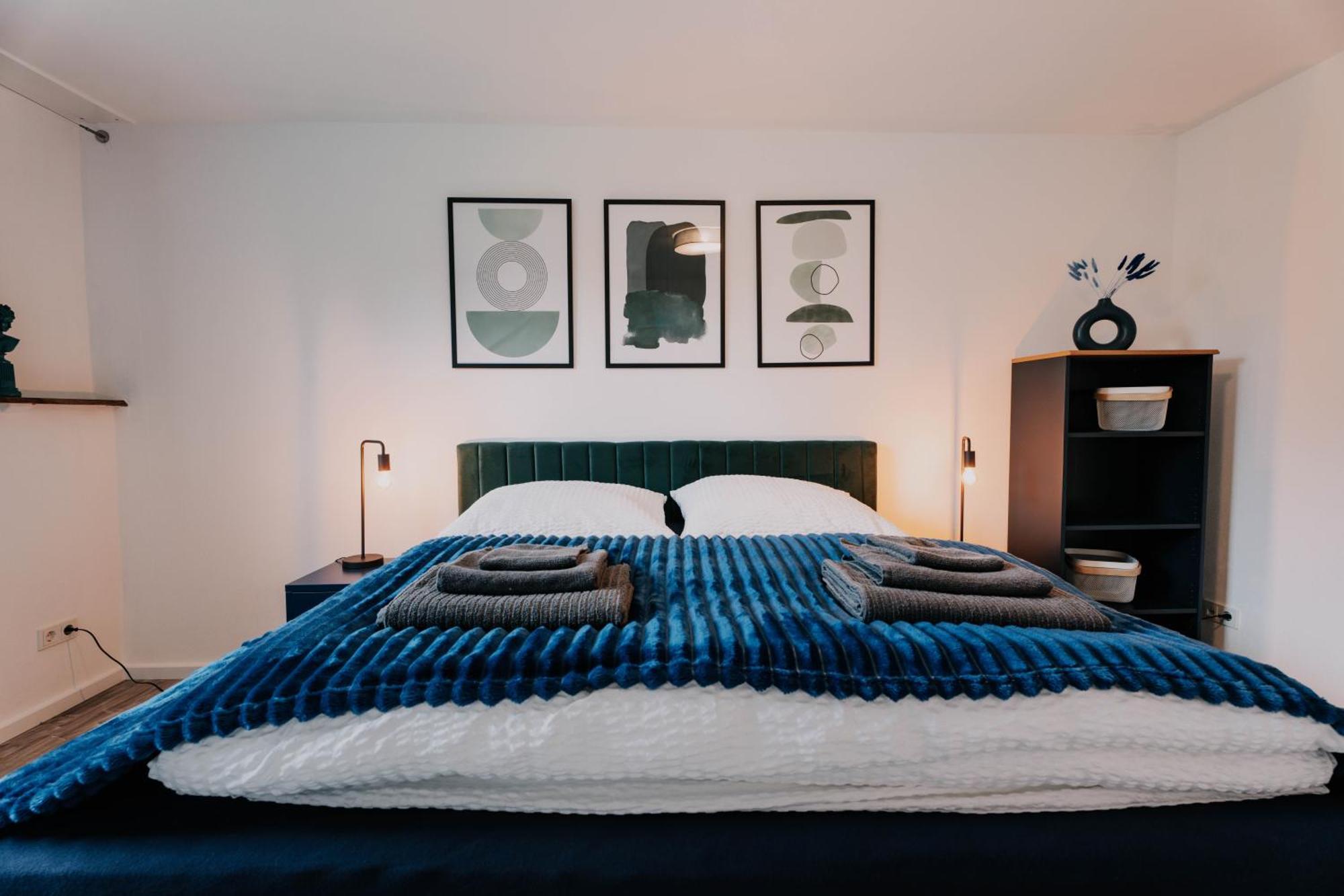 Grosszuegiges, Stylisches Apartment I 8 Personen I Eifel I Naturliebhaber I Metterich Luaran gambar